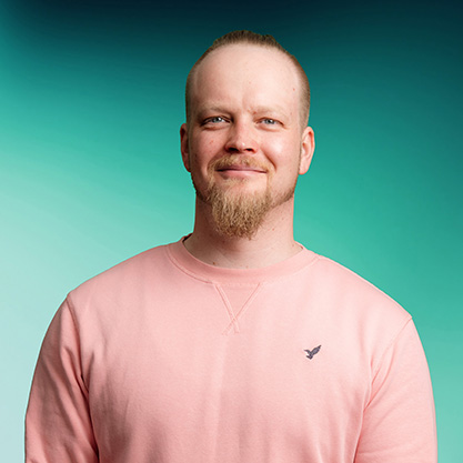 Kimmo Väänänen, BUSINESS DIVISION MANAGER SERVICES